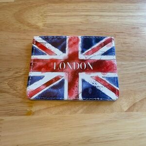 London Card Holder